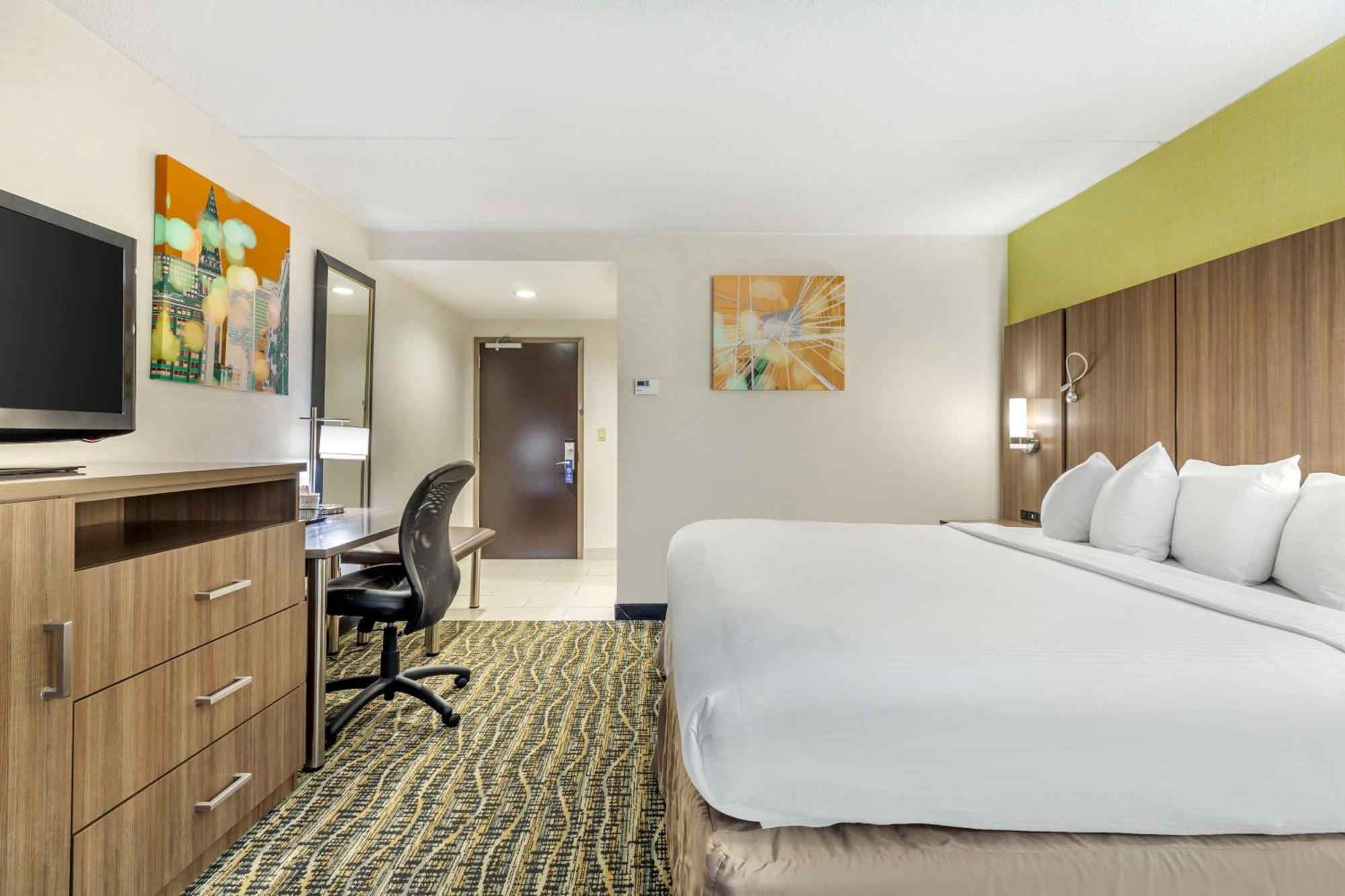 Best Western Plus New Englander Уоберн Экстерьер фото